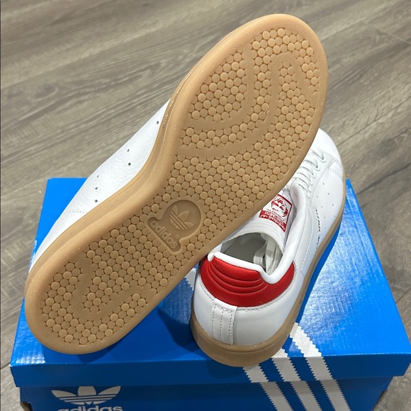 Adidas Stan Smith youth sneakers - Picture 5 of 6